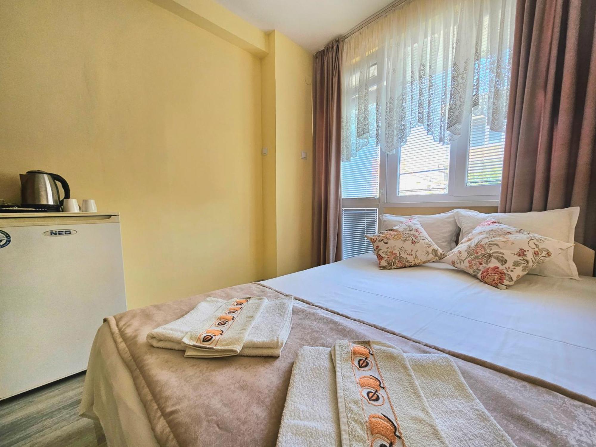 Амбър Апартамент И Стая За Гости Sozopol Extérieur photo
